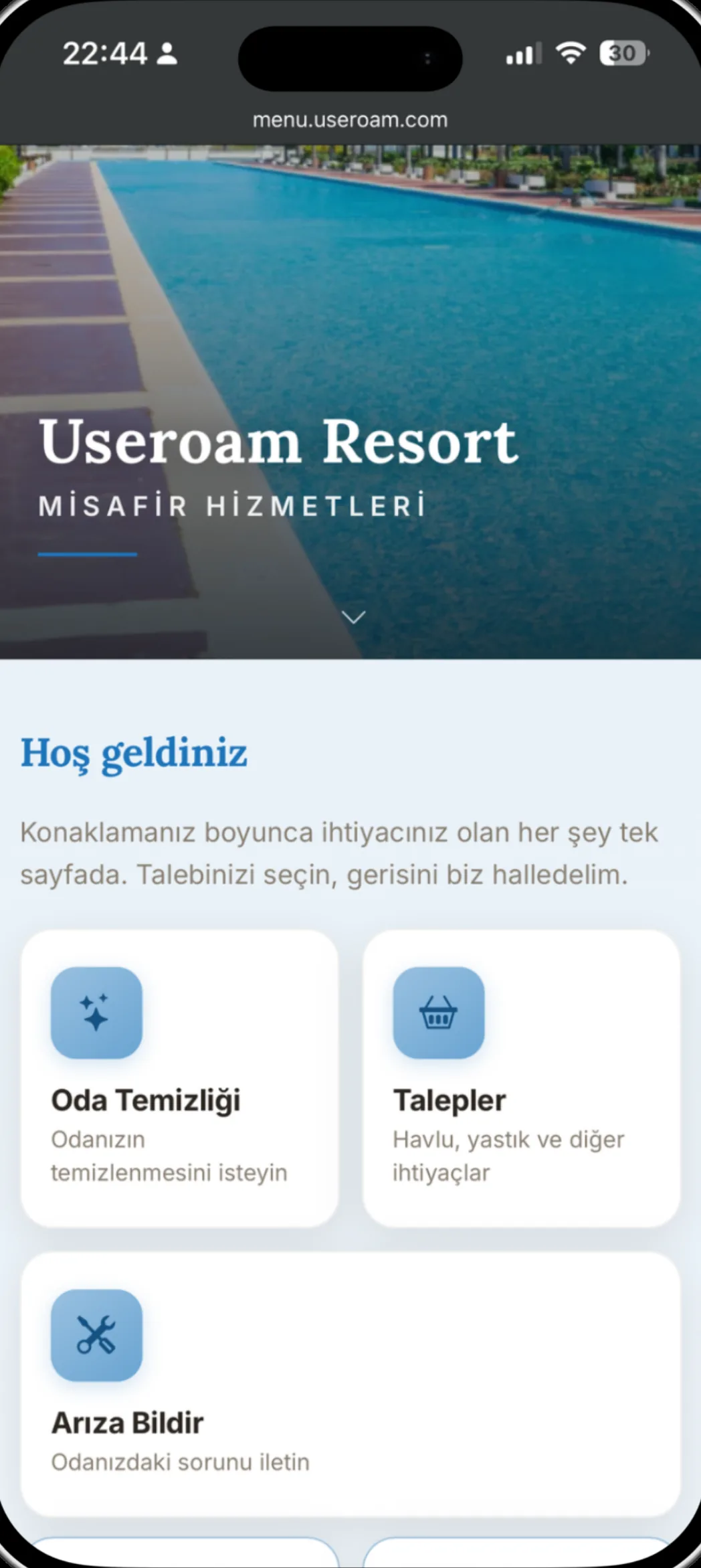 White-label otel misafir portalı: oda servisi, talepler ve otel hizmet kartları